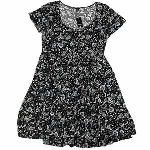 NWT Torrid Navy Paisley Floral Pintuck Front Boho Short Dress Women's SZ 1XL